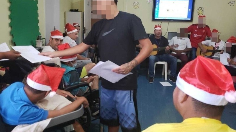 Adolescentes levaram música para o educandário