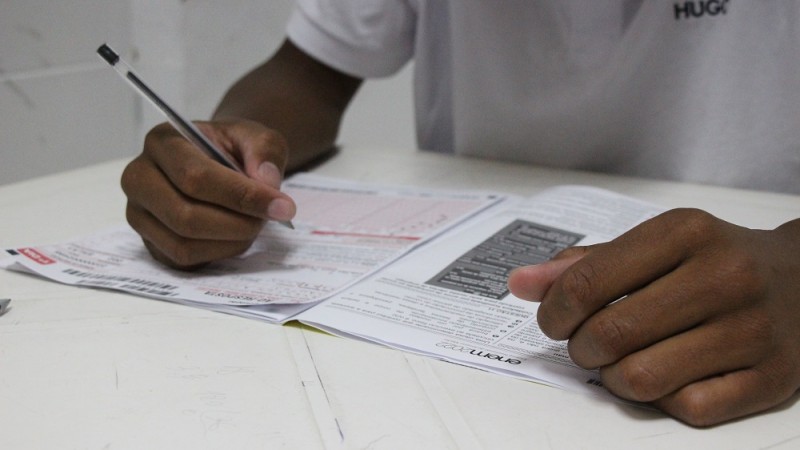 Durante a realização da prova, os adolescentes foram acompanhados por chefes de sala ou funcionários das escolas