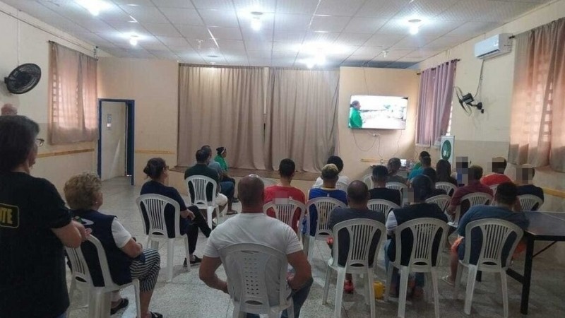 Atividade foi acompanhada por servidores e adolescentes